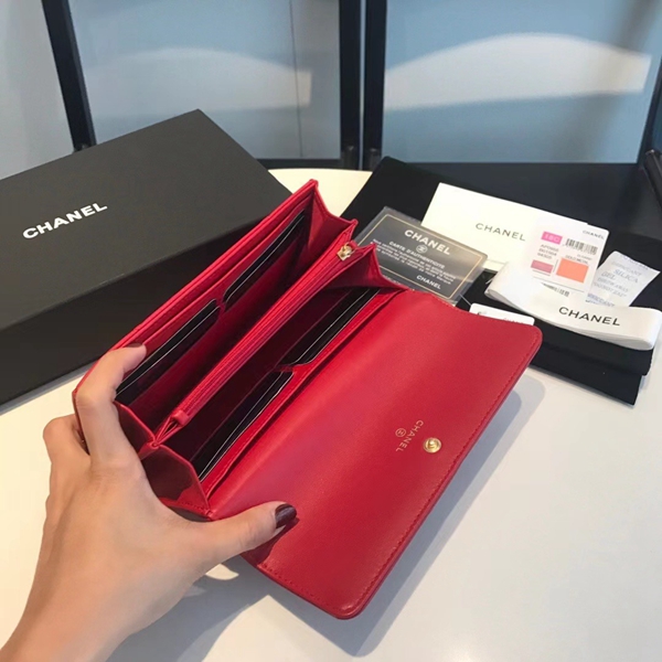 シャネル財布全体デザイン